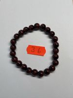 1 Stück / Rotes Perlenarmband Naturstein.