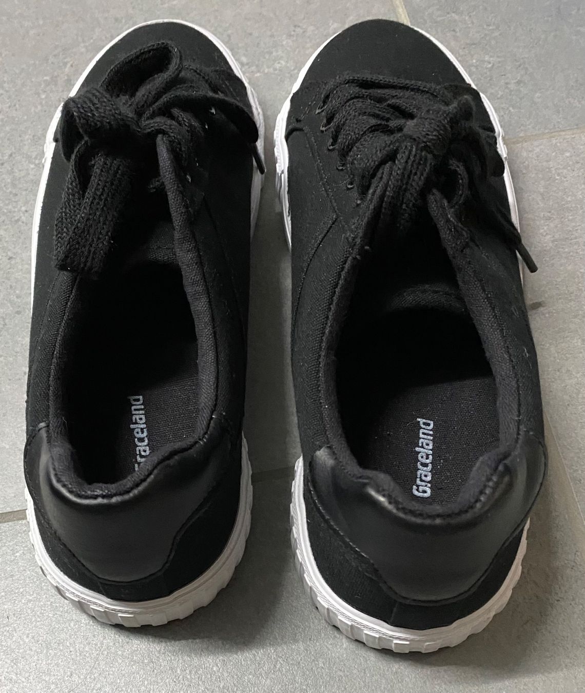 Scarpe da donna: Damen Sneaker, Gr. 39, schwarz, neu – Nuovo (secondo la descrizione) da Bözberg venduto da RosmarieOb 3