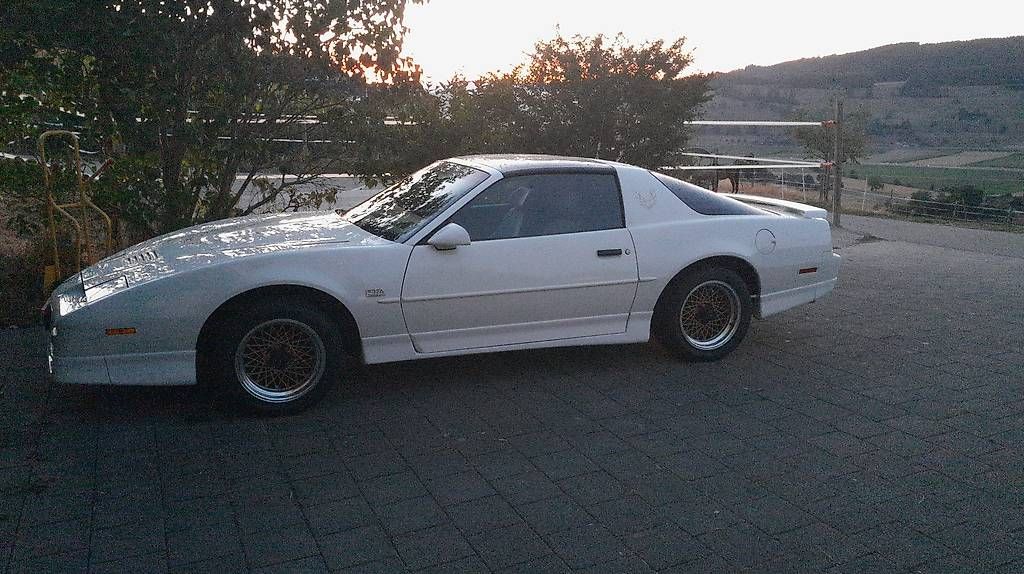Autos: Pontiac – D'occasion à Dagmersellen par Jfell84