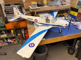 Modellflugzeug G-BYXN weiss blau guter Zustand
