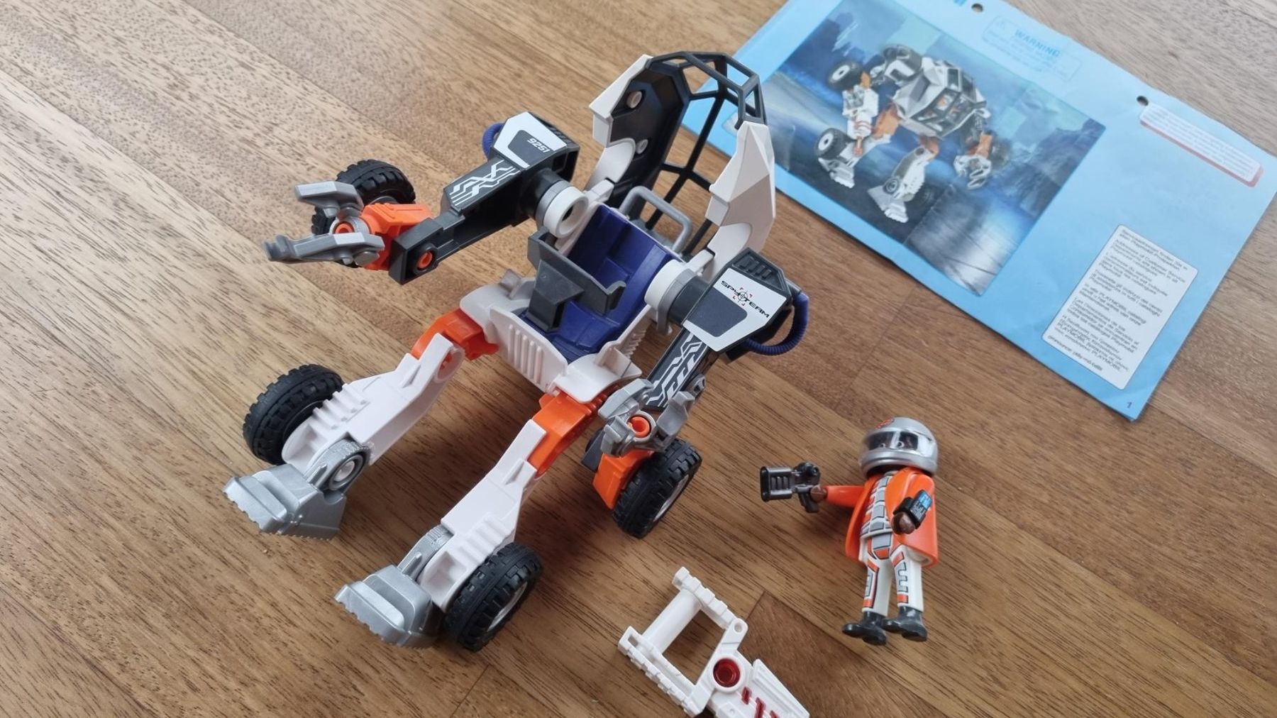 Playmobil Giocattoli: Playmobil 9251 - Agent TEC'S Mech – Usato da Wangen ZH venduto da Baltis01 2