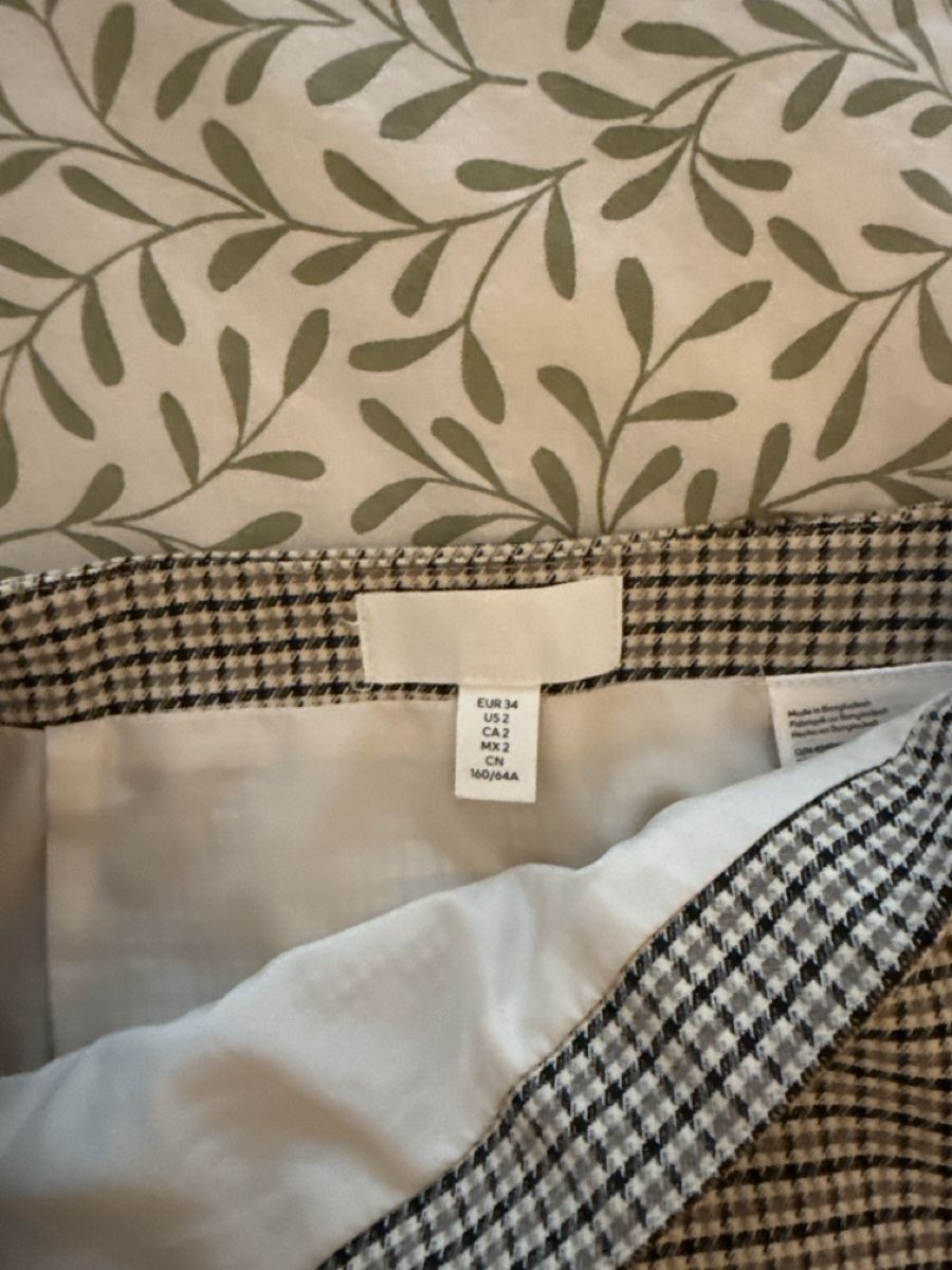 H&M Gonne: H&M Minirock im Karomuster, Grösse 34 – Usato da Bern venduto da fab_tx65 1