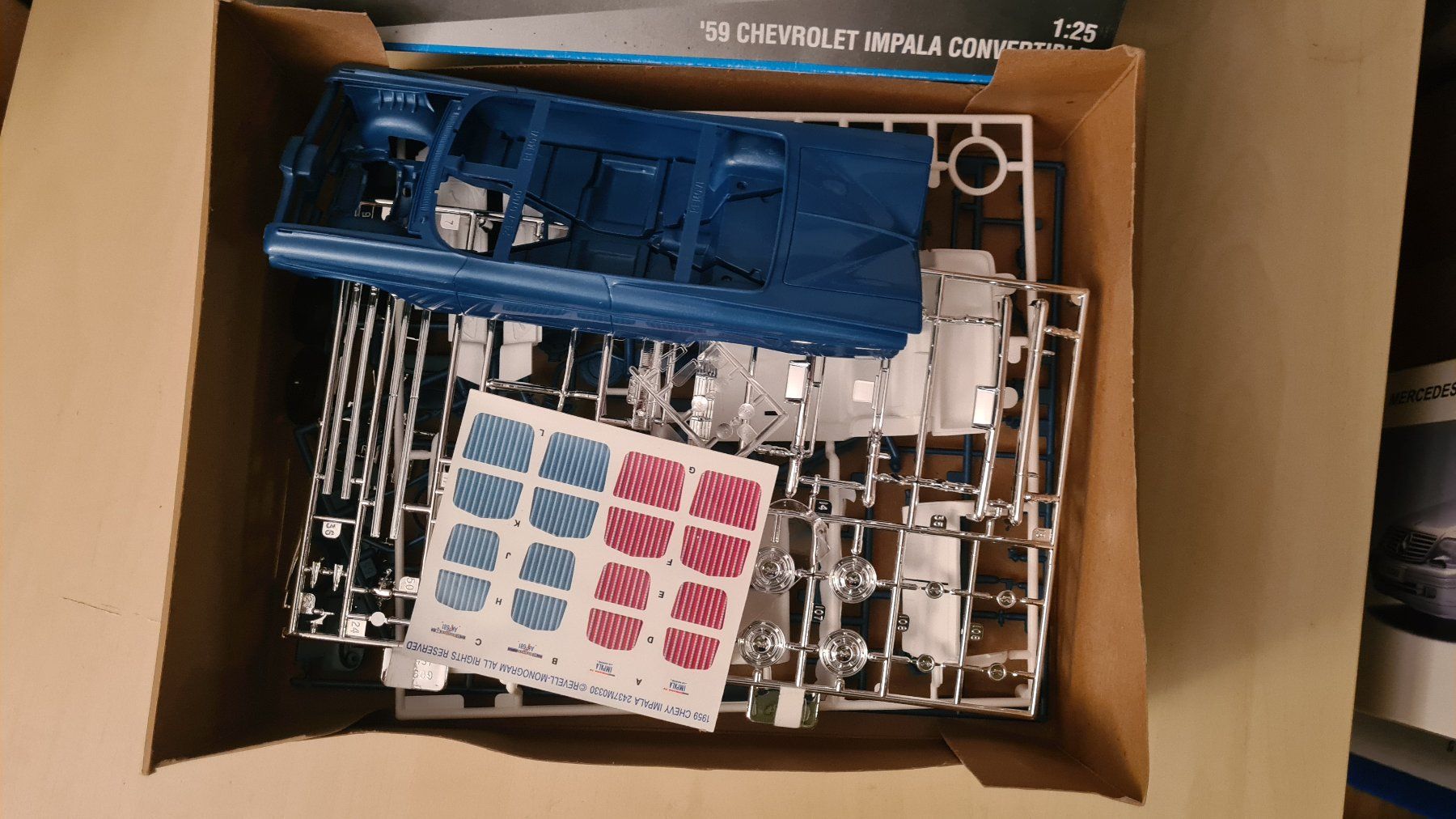 Kit di modellismo & Modellini statici: 1:25 Chevrolet Impala Convertible - Monogram 2437 – Usato da Bassersdorf venduto da jackbmw 3