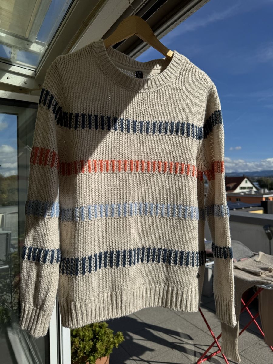 Pullover & Sweatshirts: Multiple Striped Sweater 38 – Gebraucht aus Fällanden von emi_x6xw