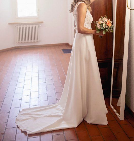 Vestiti: Secondhand Brautkleid Bianco Evento "Dallas", Grösse 36 – Usato da Brunnen venduto da Herzig-Brautmode