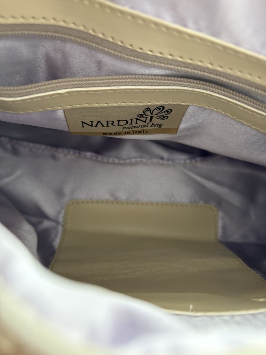 Taschen für Damen: Borsa NARDINI argento trapuntata con manici – Gebraucht aus S. Antonino von LIKA91 4