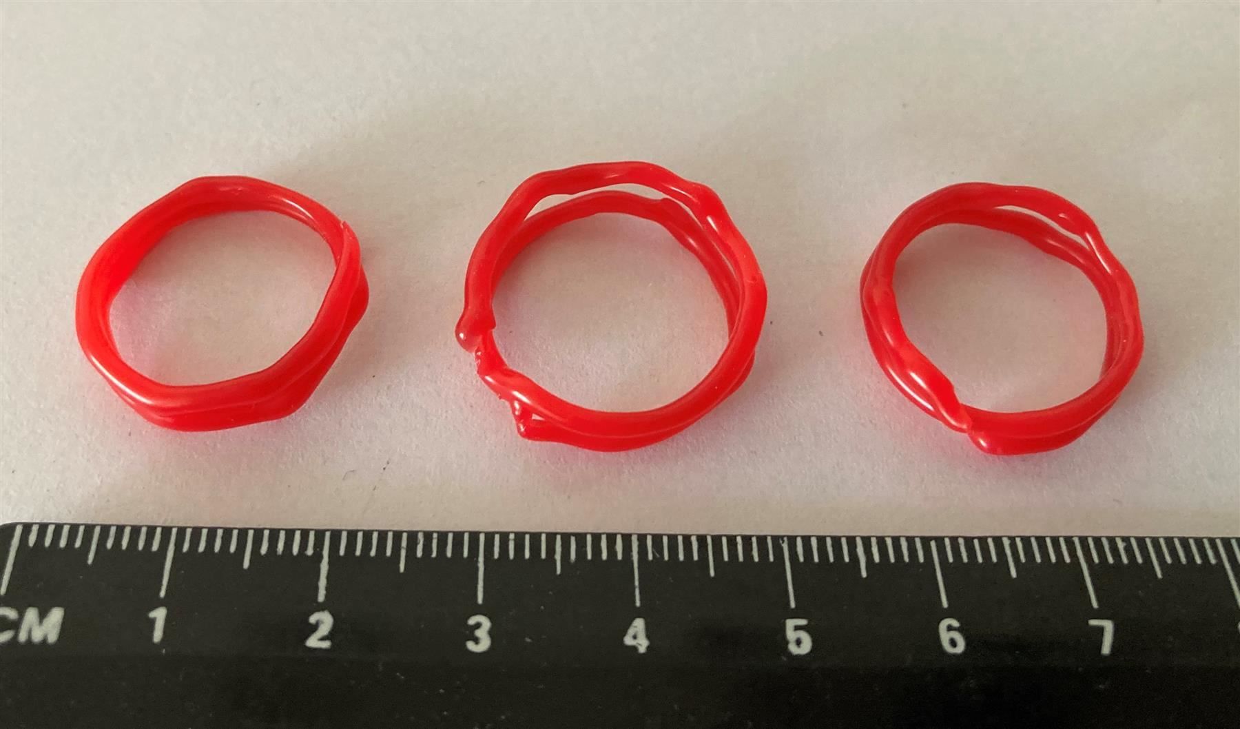 Altri gioielli: Bases de création, cire bijoux, 3 bagues / Schmuckwachs – Nuovo e nell'imballaggio originale da Goumoens-la-Ville venduto da brandonv