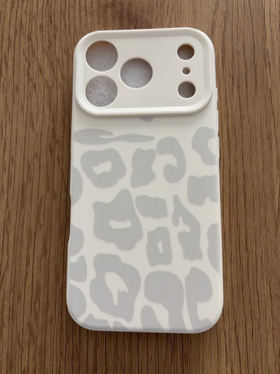 Shein Coques & Protection écran: Handyhülle Leopardenmuster neu 17 Pro – Neuf avec emballage d'origine à Schöftland par nevio74