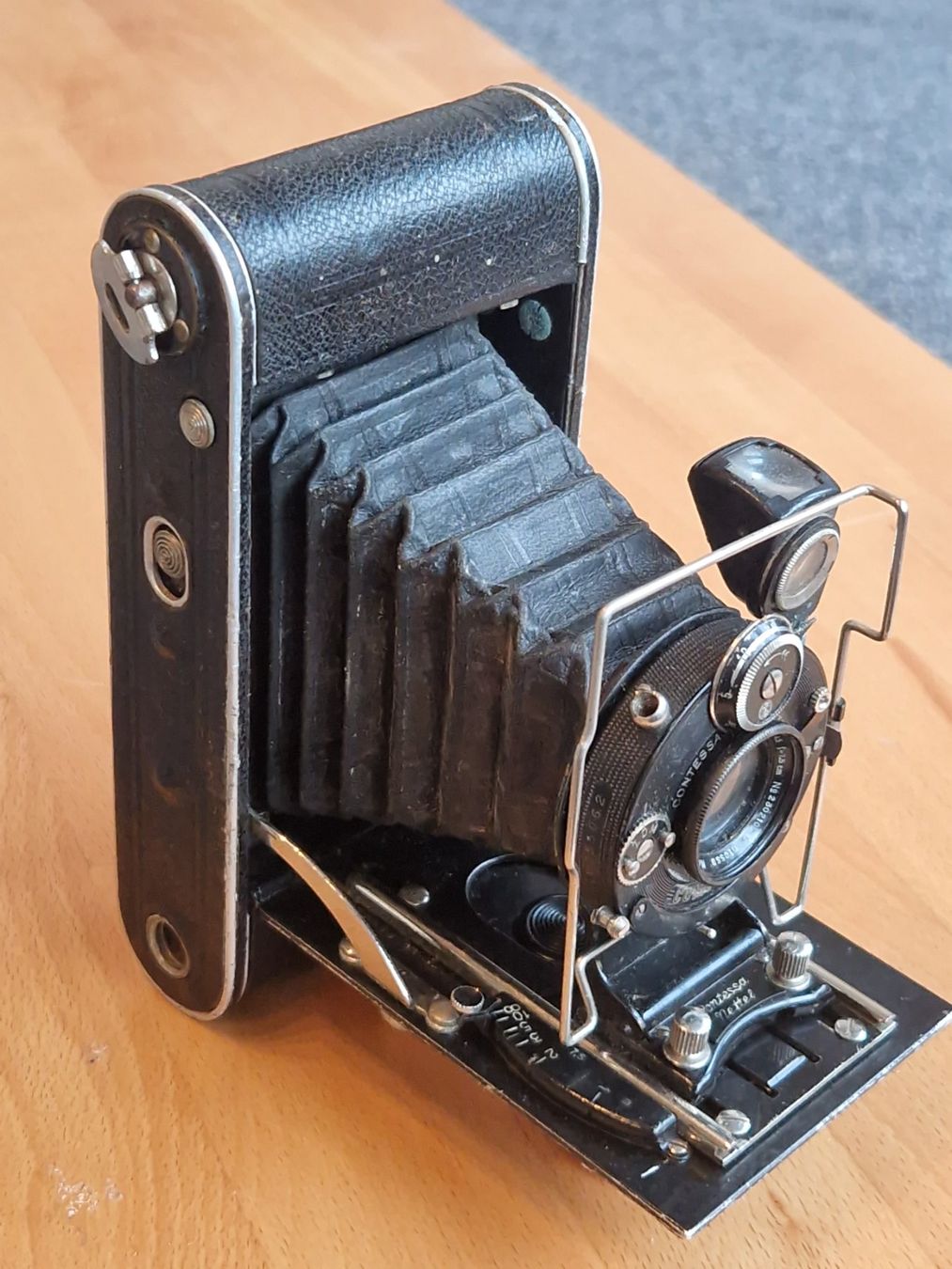 Appareil photo: Cocarette Kamera, Contessa-Nettel, 6x9cm – D'occasion à Zürich par schneiters 4