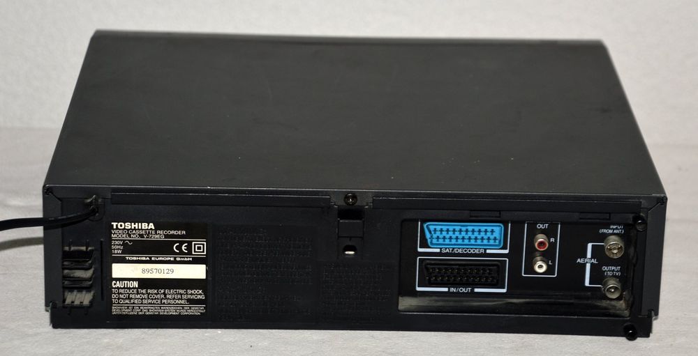 Toshiba V642UK, Magnetascope, avec contrôle, pièces / réparation