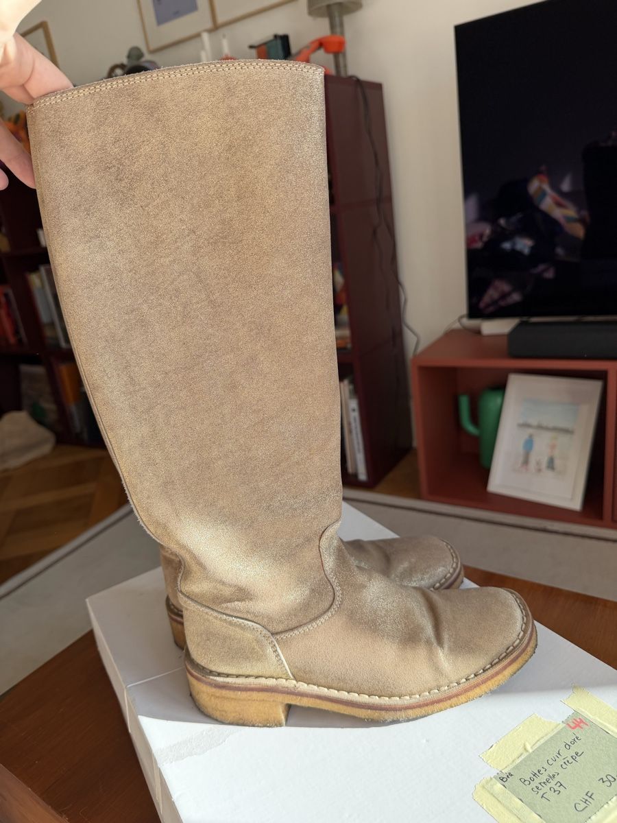 Damenschuhe: Suede Knee High golden Boot size 37 – Gebraucht aus Genève von jud_xrl8