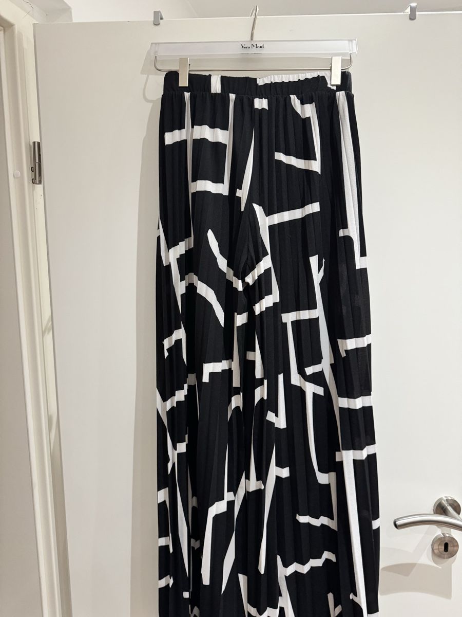 Pantaloni: Hosenrock lang – Usato da Kreuzlingen venduto da eli_qm8d
