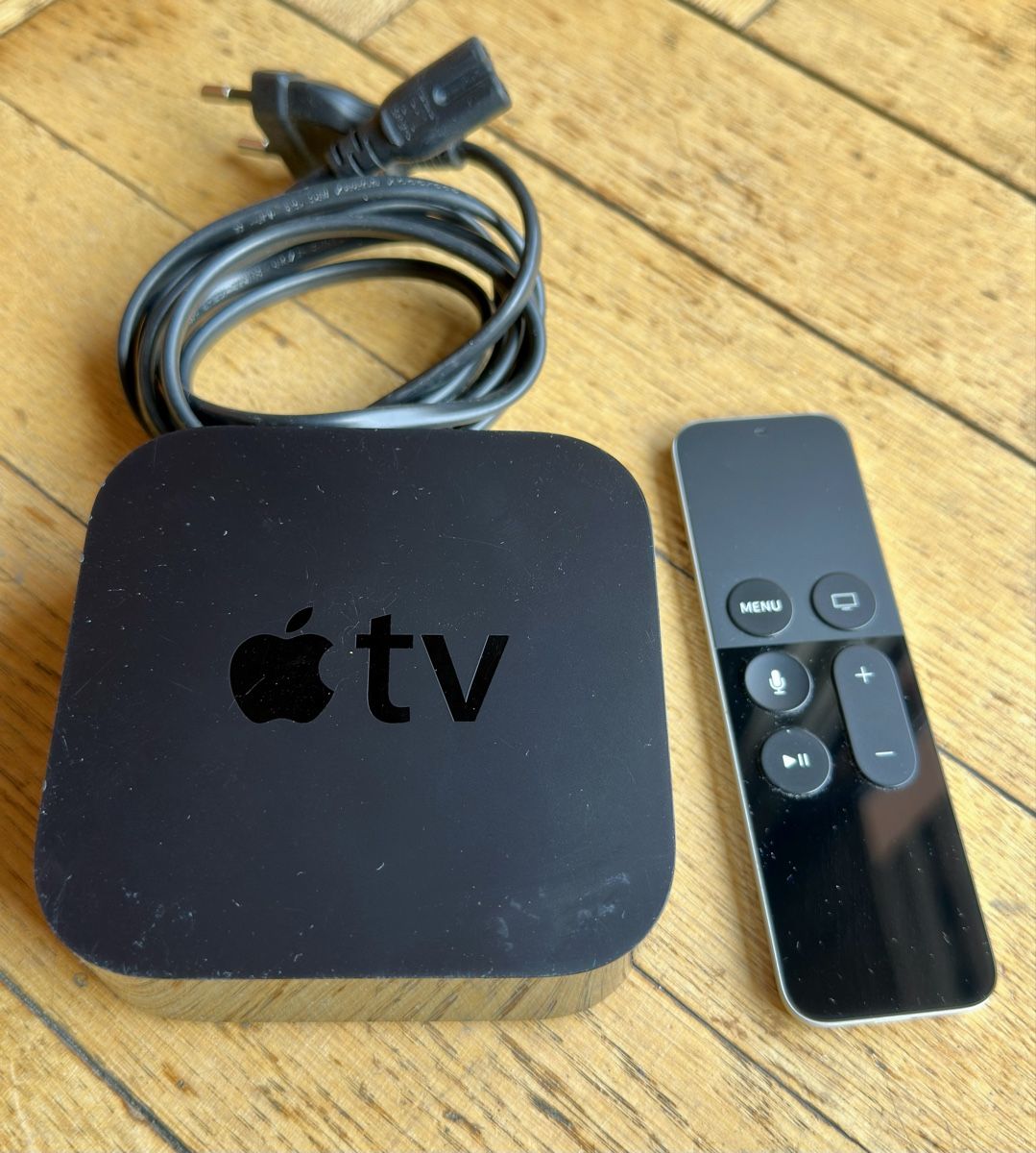 Apple Lecteur multimedia & Streamer: Apple TV HD – D'occasion à Genève par Narifelli
