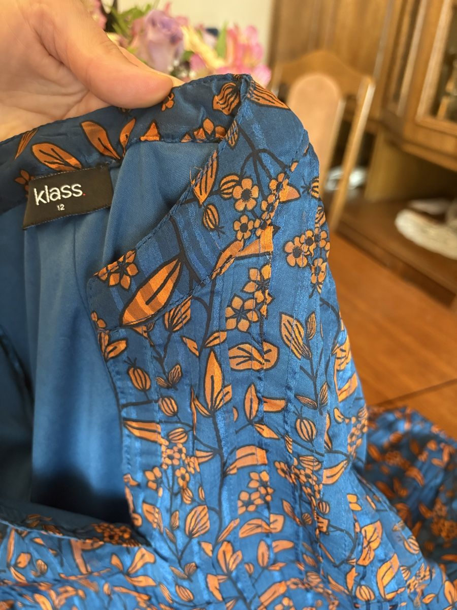 Robes: Klass robe taille 12 – D'occasion à Attalens par Skorpionica 2