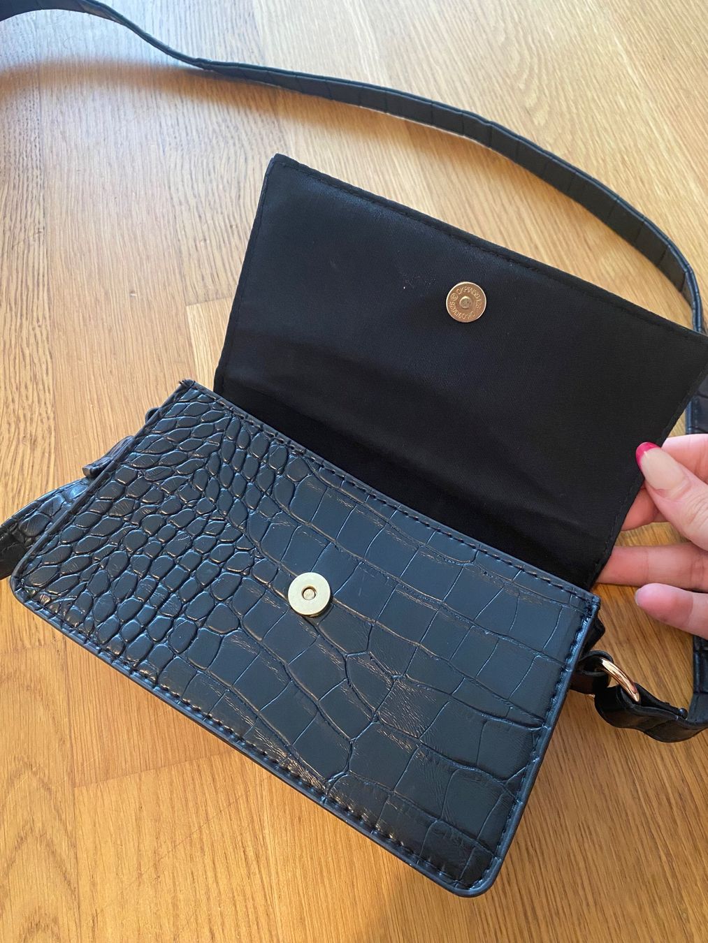 Primark Borse da donna: kleine Handtasche schwarz – Nuovo (secondo la descrizione) da Riedholz venduto da lenibeni03 3