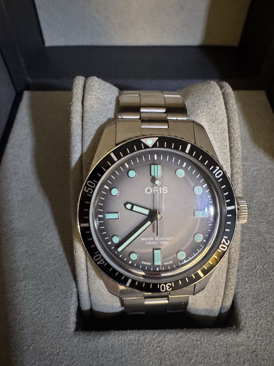 Oris Montres: Oris sixty five glow  – Neuf (Voir description) à Lausanne par imp_x2yq