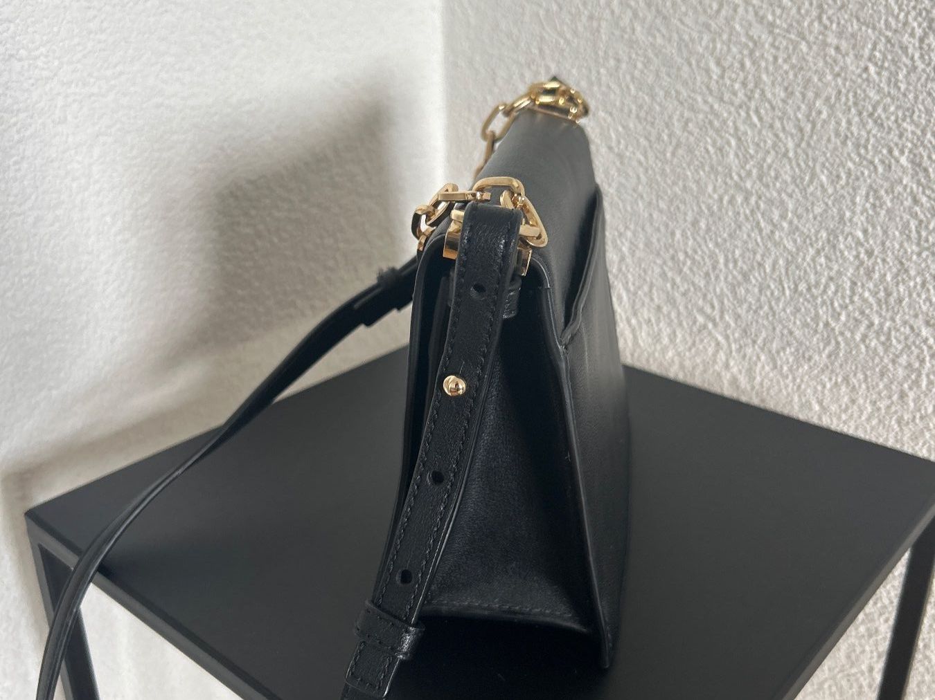 Moschino Borse da donna: Moschino Handtasche Schwarz – Usato da Neuchâtel venduto da lg31_xyz 2
