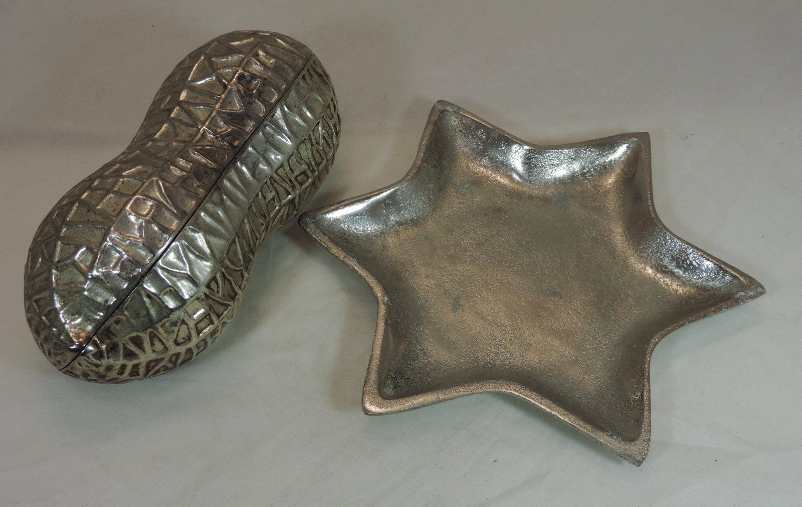 Tutte le decorazioni: Nussdose & Sternschale Silbern, Deko – Usato da Duggingen venduto da doogbua