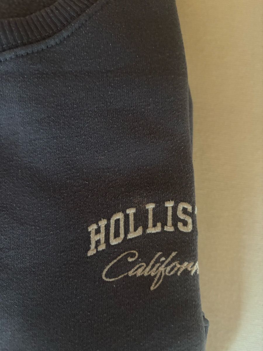 Hollister Pullover & Sweatshirts: Hollister Pullover Blau, Grösse M, guter Zustand – Gebraucht aus Maienfeld von eli_27lm 2