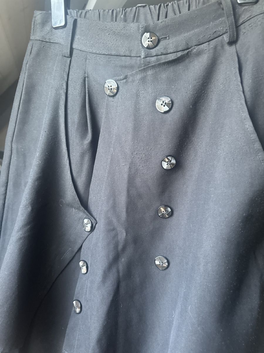 Pantaloni: NEVSTUDIO baggy/skirt Pants – Usato da St-Imier venduto da Baptthegreat 1