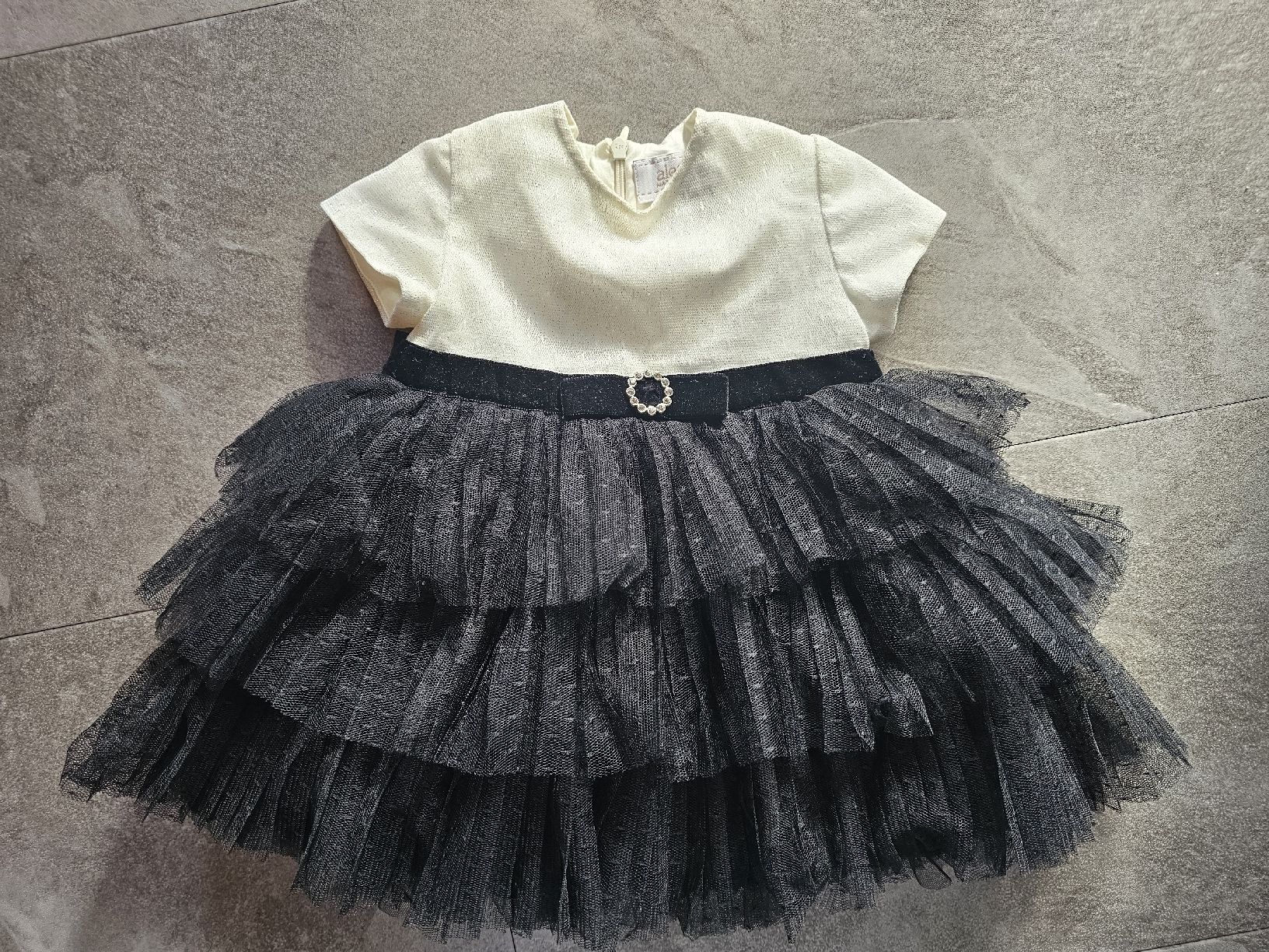 Vestiti & Gonne: Festkleid 9M Aletta, made in Italy – Usato da Kesswil venduto da yanat