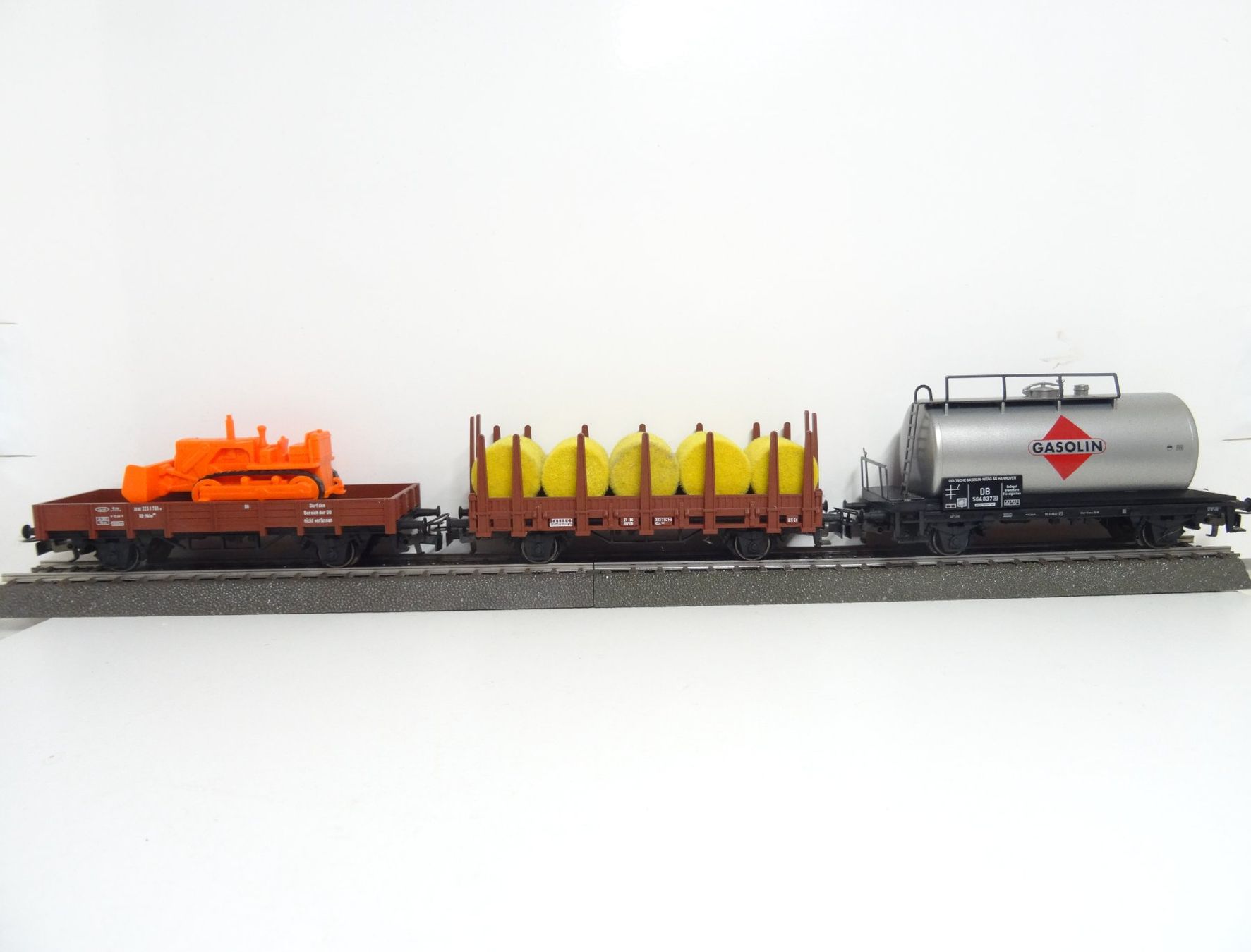 Märklin Trains électriques: Märklin H0 3 Güterwagen – D'occasion à Hochdorf par Teger02 1