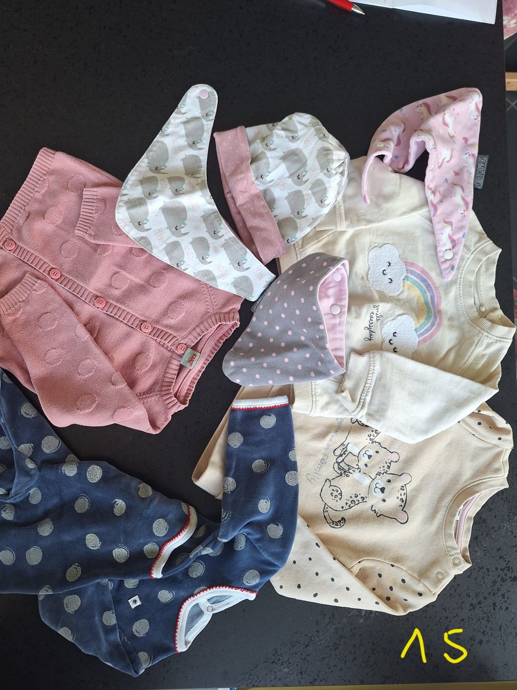 Kleiderpakete & -sets: Kleiderpaket Gr. 74 – Gebraucht aus Au SG von Schnuga