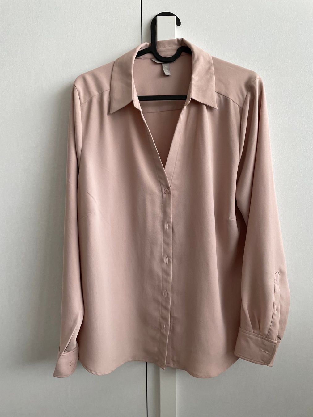 H&M Blusen: H&M - Rose Shirt – Gebraucht aus Chiasso von Er_Mon