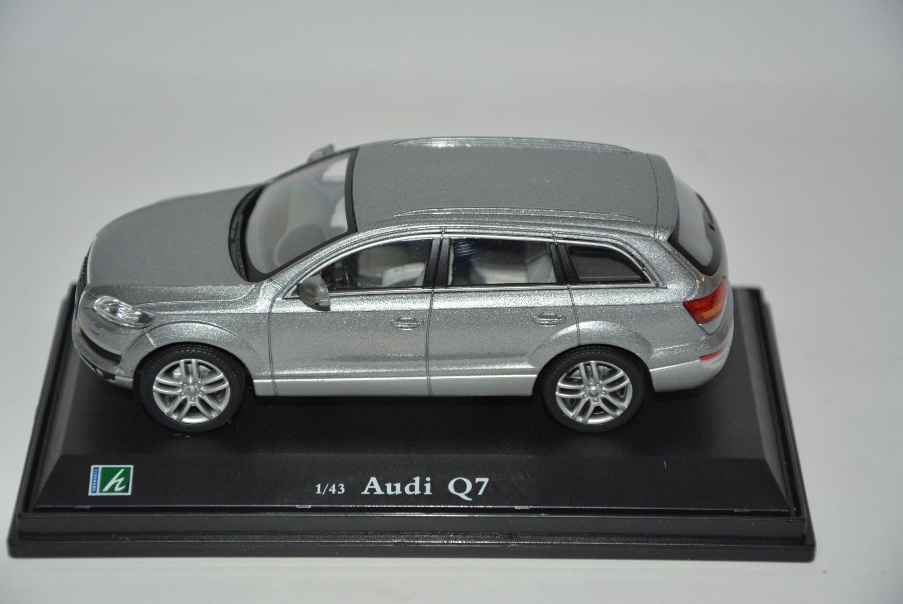 Audi Modellini d'auto: Audi Q7 , Oliex , 1:43 – Nuovo (secondo la descrizione) da Goldach venduto da Feivel9 1