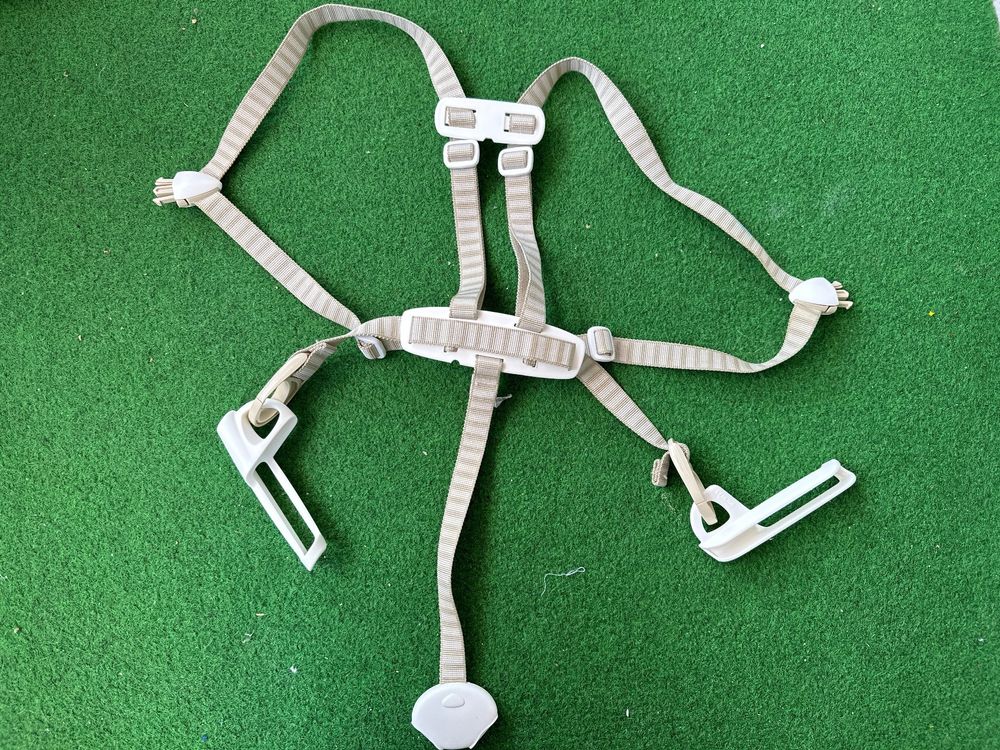 Magnetischer Sicherheitsgurt-Halter - Stabilisiert Auto Gurte Für Mehr Komfort