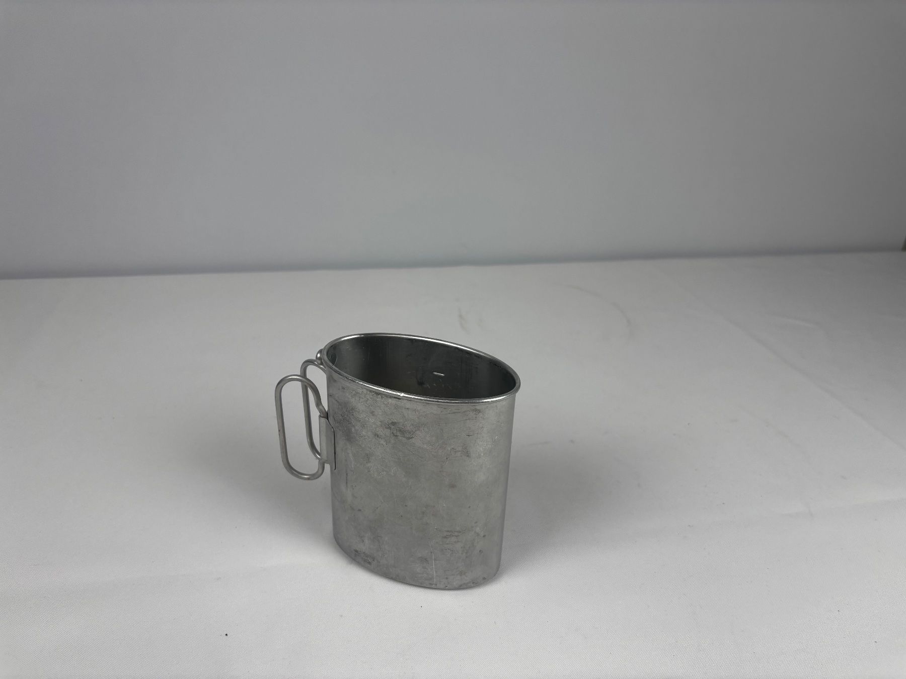 Sigg Attrezzatura & Pezzi di ricambio: Feldflasche der Schweizer Armee – Usato da Wettingen venduto da Wendemarket 6
