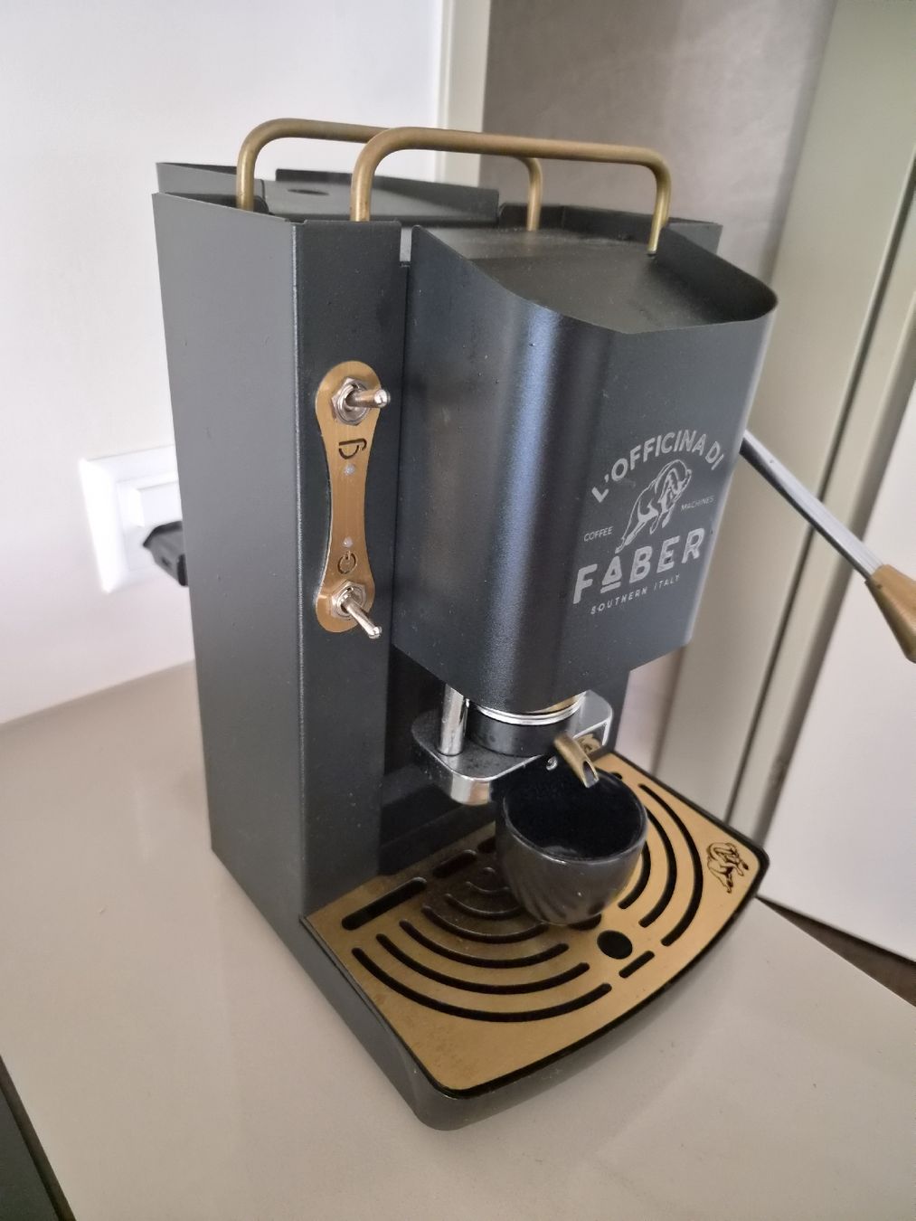 Faber Machines à café & Machines à expresso: Faber Espressomaschine ESE Pads – D'occasion à Fahrweid par tcd_8hsz