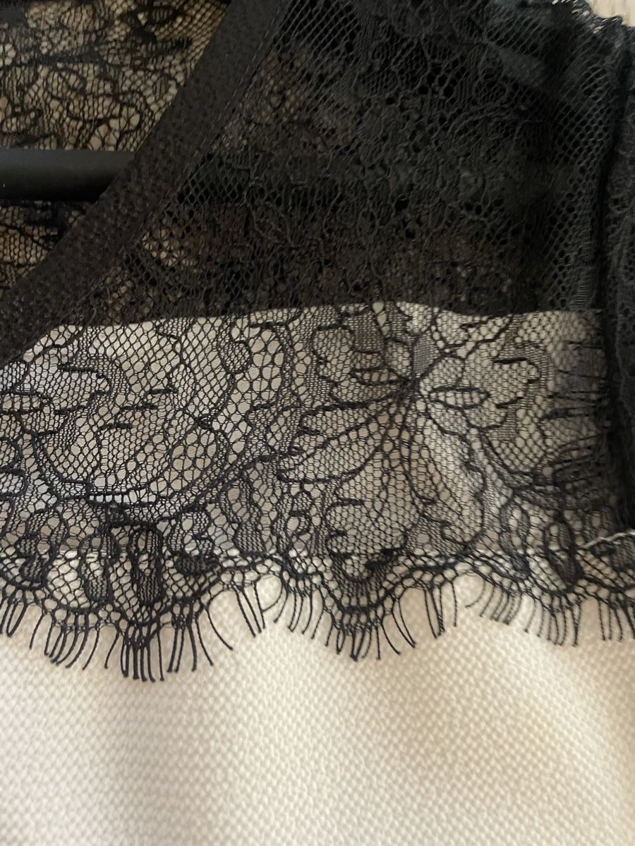 Comma Tops: Comma Blusentop Gr. 42 Weiss Schwarz Spitze – D'occasion à Heitenried par Steffundsasch 4