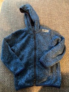 Maglioni & Felpe: Pull à capuche t.98/104 – Usato da Boudry venduto da Lamue01