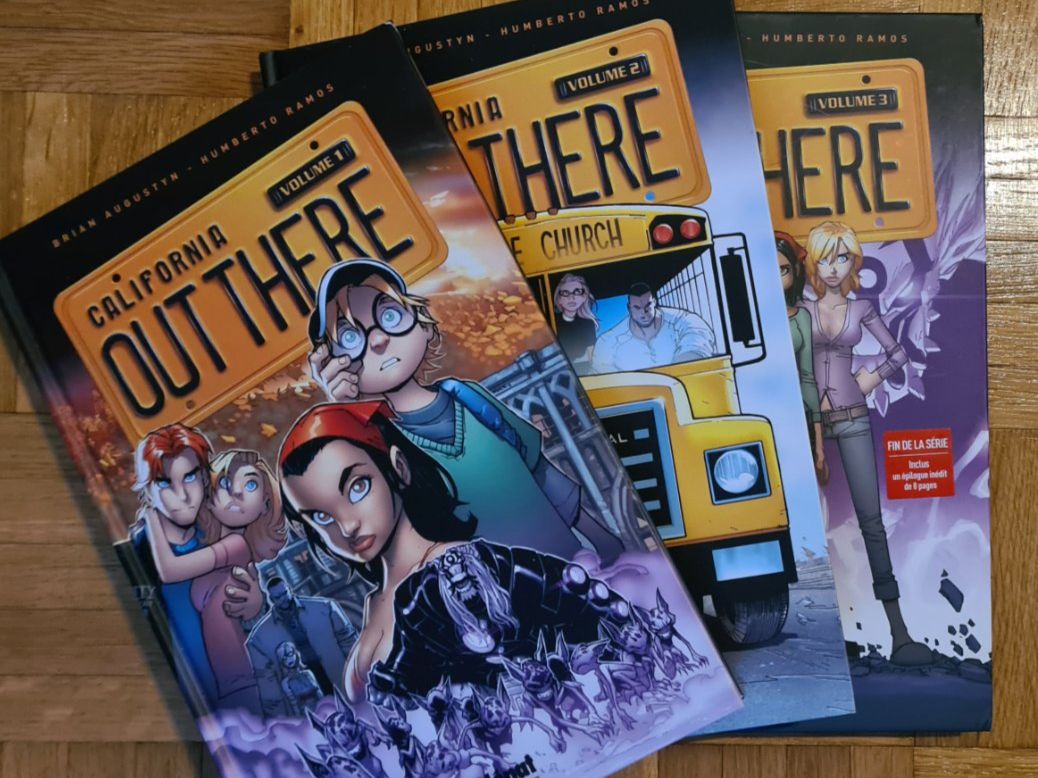 Comics: Out There (Intégrale, lot de 3) – Gebraucht aus Genève von fab2401