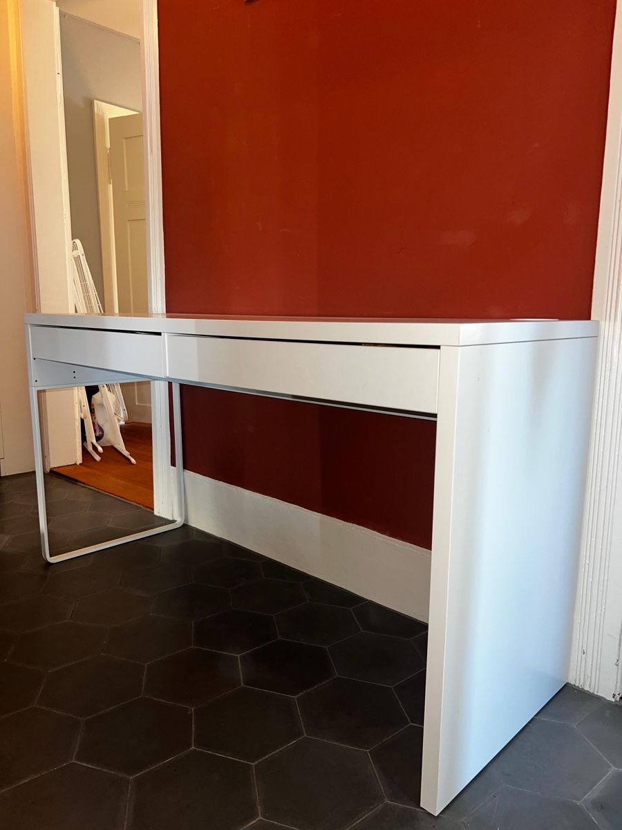 Ikea Bureaux: Ikea Micke Schreibtisch – D'occasion à Zürich par robinhardy 1