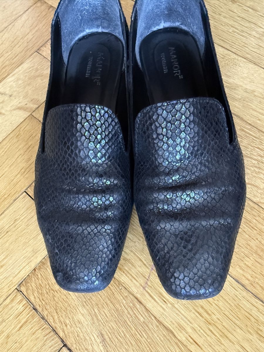 Scarpe da donna: Chaussures / Mocassins noirs Manor T.41 cuir python serpent – Usato da Lausanne venduto da Stephaniesdressing 3