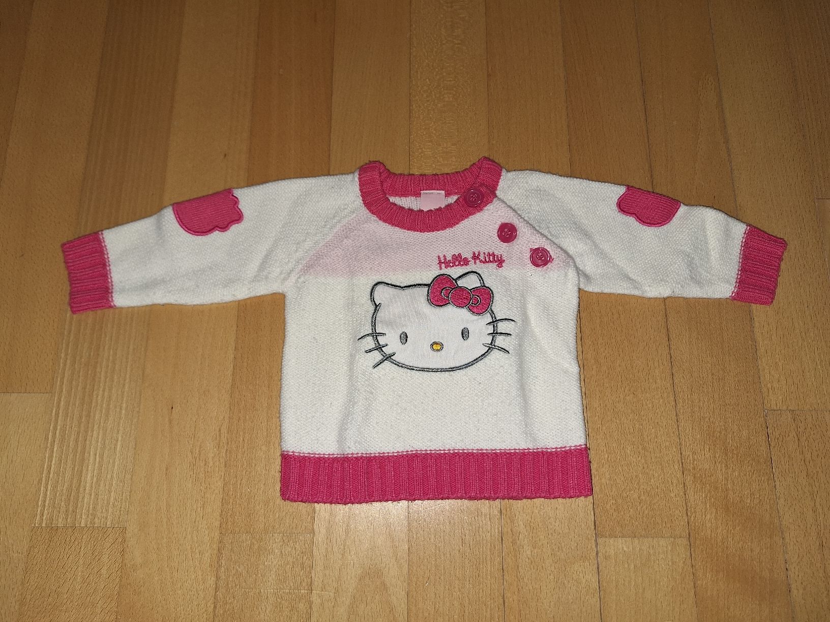Pullover & Sweatshirts: Pullover "Hello Kitty" in Gr. 62 – Gebraucht aus Oberrieden von man_9tm2