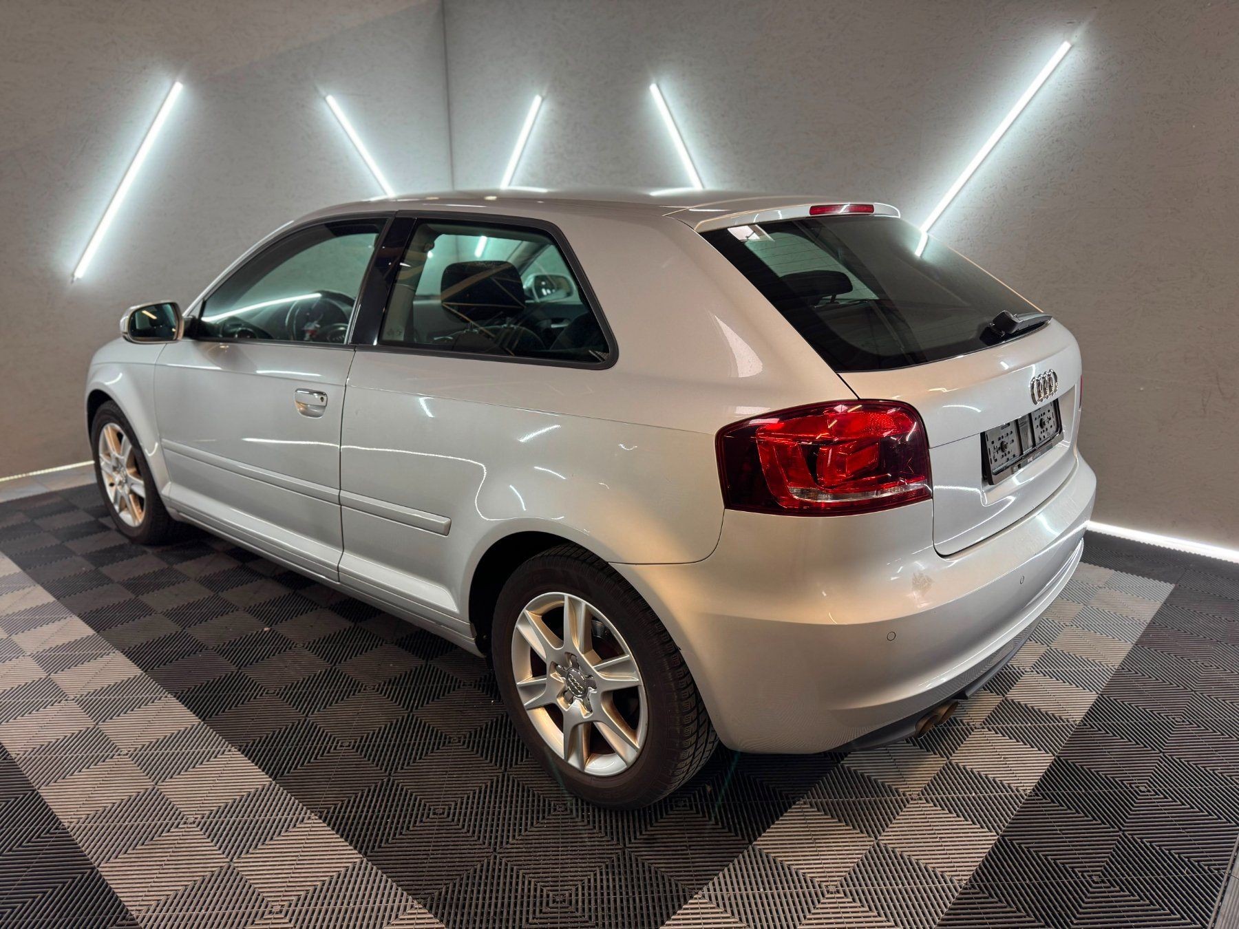 Audi Automobili: AUDI A3 1.4 TFSI Ambition S-tronic – Usato da Lienz venduto da D.Z.0709 3