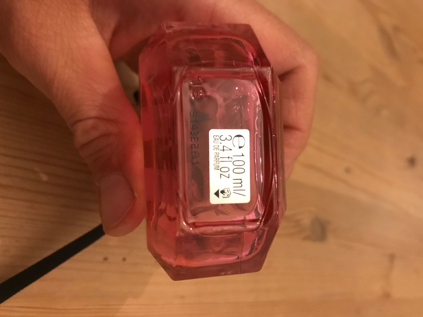 Victoria's Secret Parfums & Eau de Toilette: Victoria's Secret Bombshell Eau de Parfum ca 50ml – D'occasion à Buttisholz par _laaruu__ 2