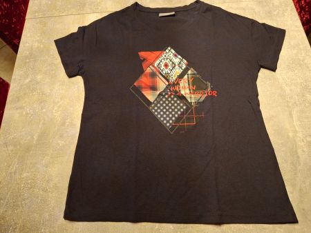 T-shirt taille XS marque C&A