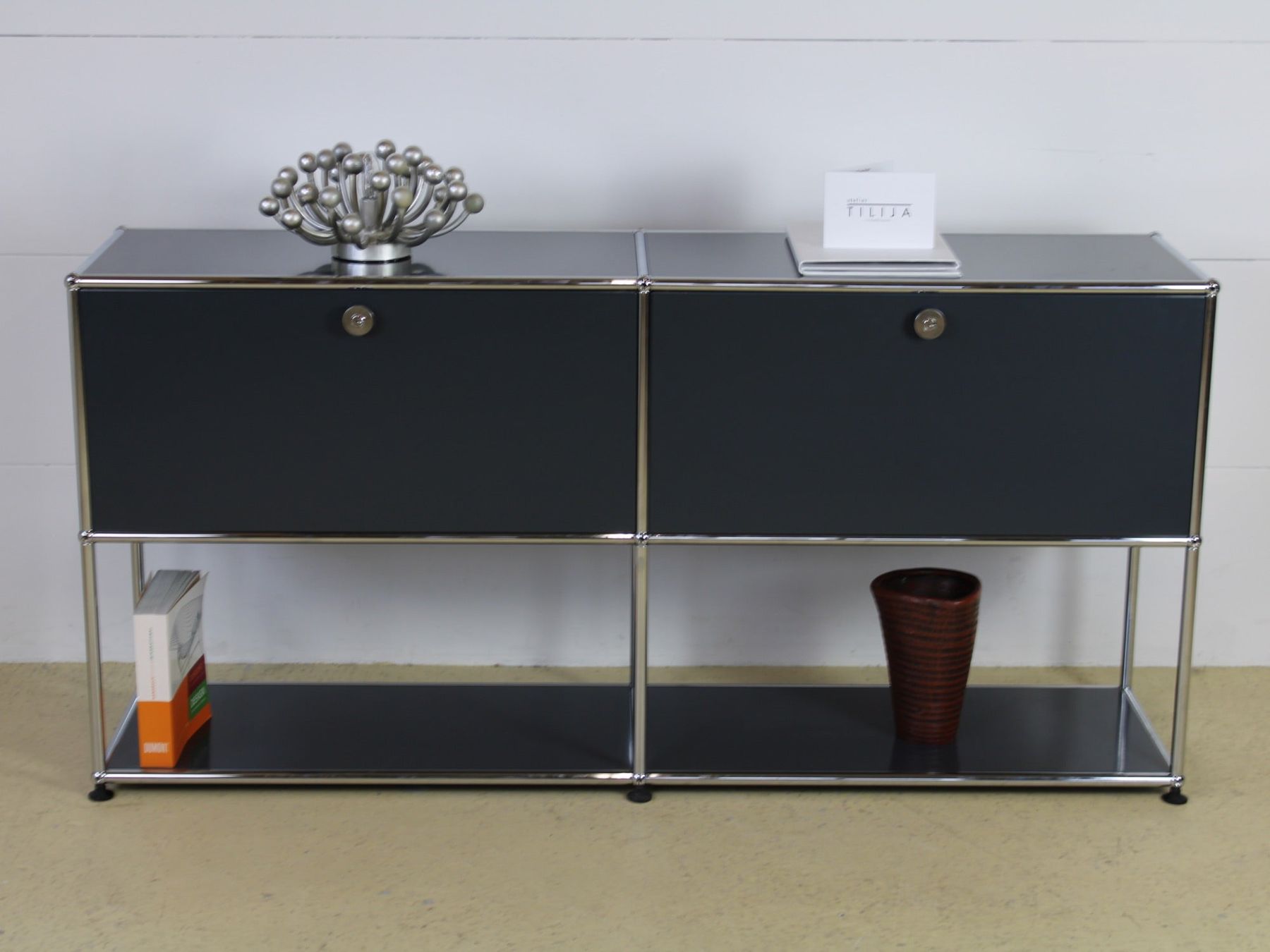 USM Kommoden: USM Haller Sideboard | Anthrazitgrau | Neuwertig – Gebraucht aus Meinisberg von atelier_TILIJA 2