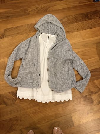 Strickjäckli mit Bluse Gr. XS