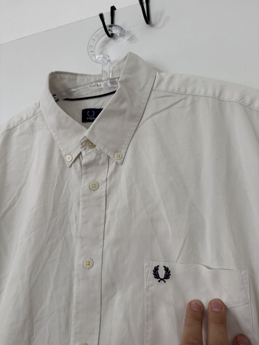 Fred Perry Magliette Polo: Fred Perry Herren Kurzarm Hemd XL weiss oryginal – Nuovo (secondo la descrizione) da Wetzikon ZH venduto da Jan_wojt 1