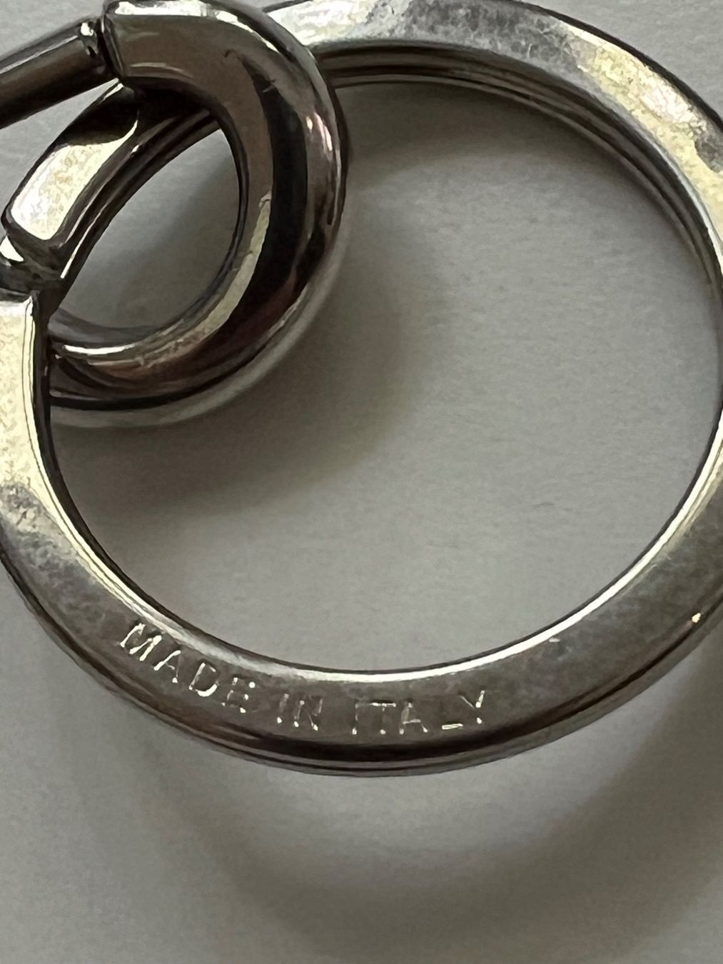 Givenchy Portachiavi: Givenchy keyholder Made in Italy New – Nuovo (secondo la descrizione) da versoix venduto da Aess 5