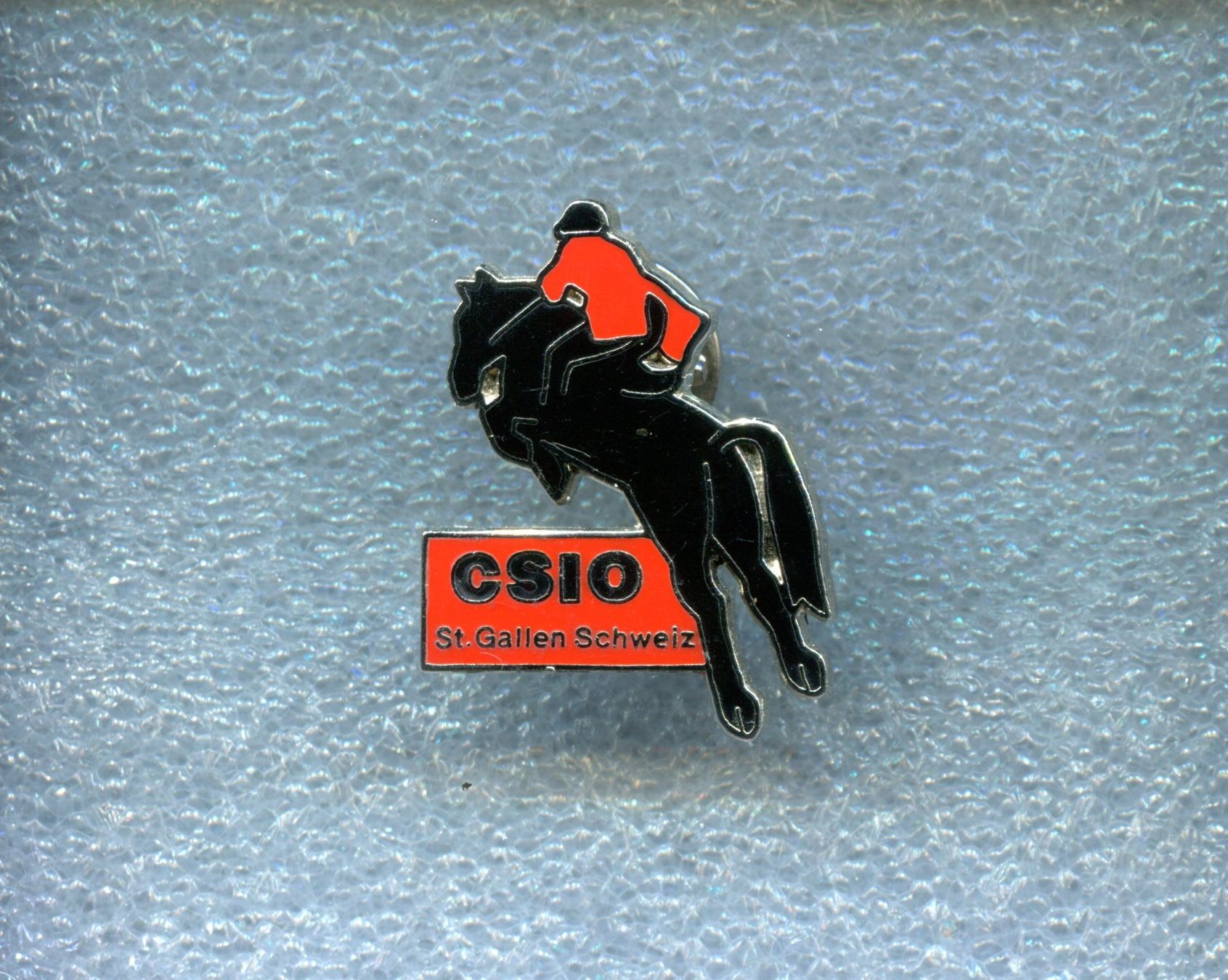 Placchette & Badge: CSIO  St.Gallen – Usato da Winterthur venduto da Sammleroase