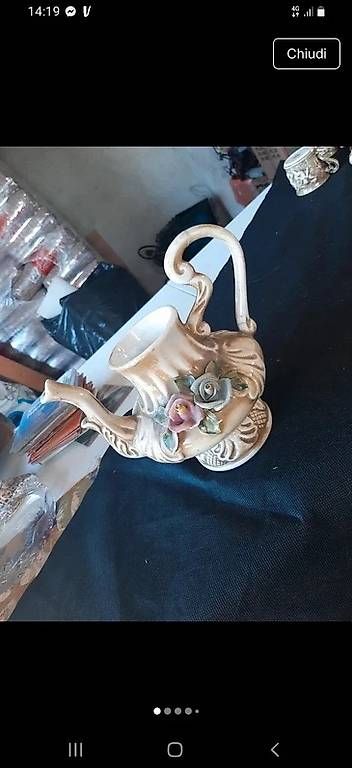 Ciotole:  Teiera Capodimonte con Rose Applicate – Usato da Figino venduto da cla_b75f 1