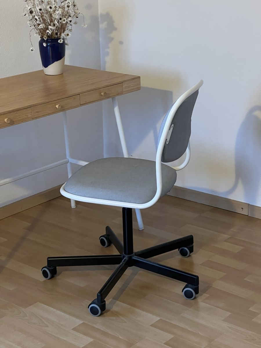 Ikea Sedie: Schreibtischstuhl IKEA – Usato da Zürich venduto da eli_ry7v 1