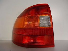 Opel Astra F. Cabrio Rückleuchte links
