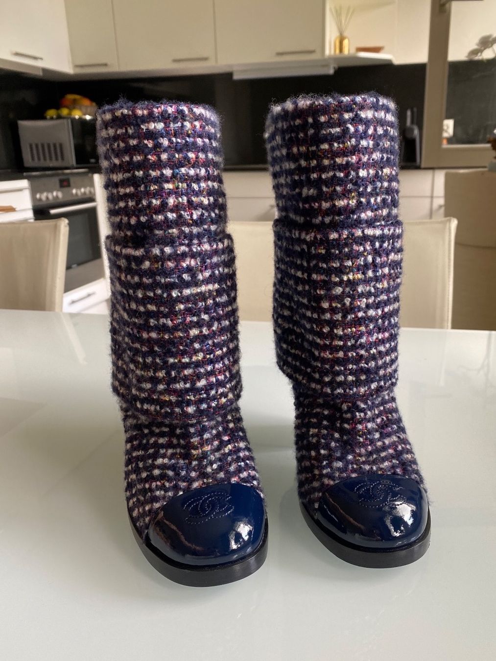 Chanel Scarpe da donna: Chanel Boots (38) never worn – Nuovo (secondo la descrizione) da Rüschlikon venduto da Tey_sl 1